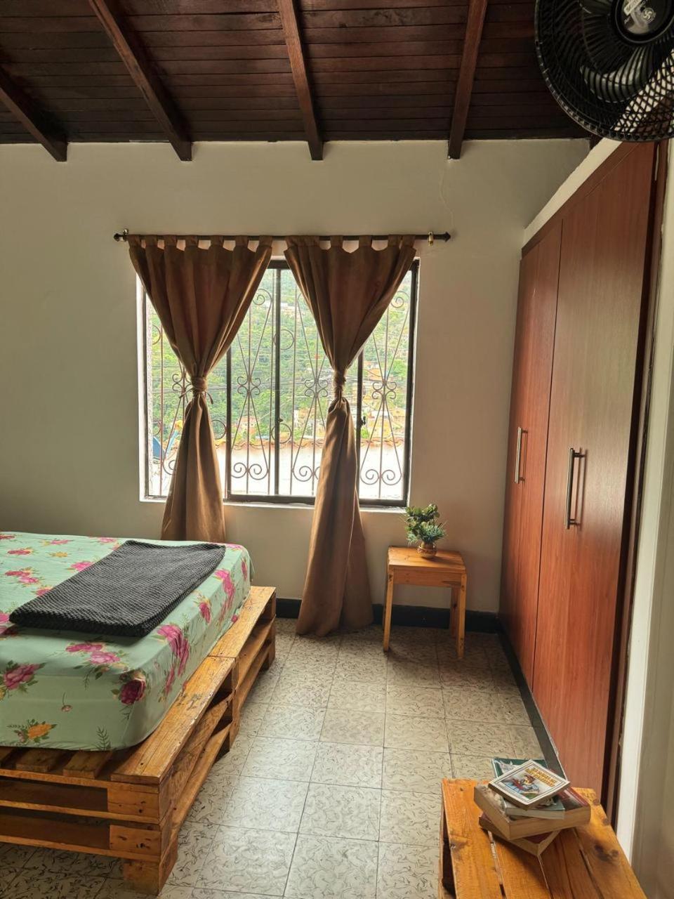 Tatami Hostel Букараманга Екстериор снимка